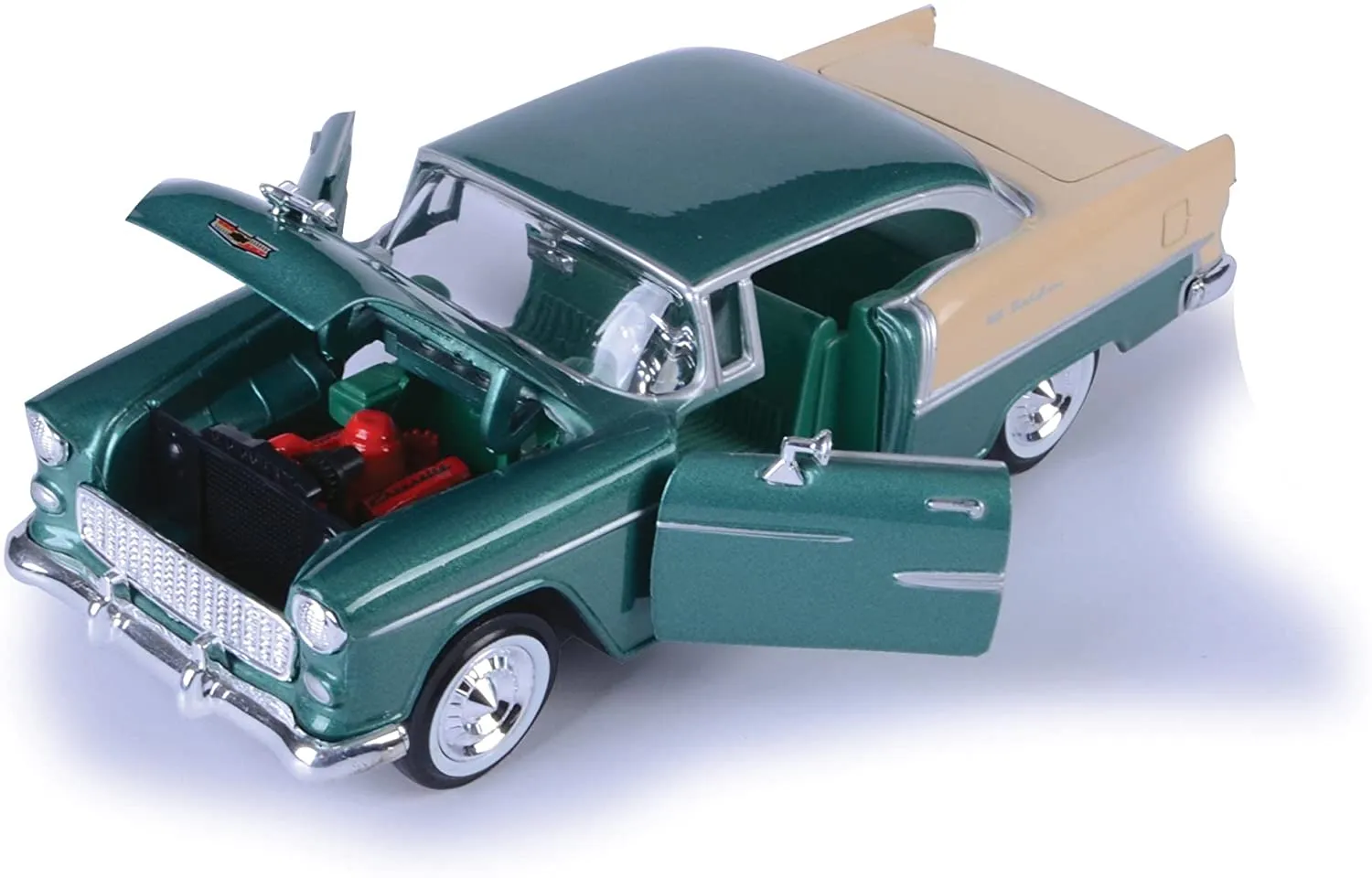 1955 Chevrolet Bel Air 1:24 Diecast Model Motormax 73229