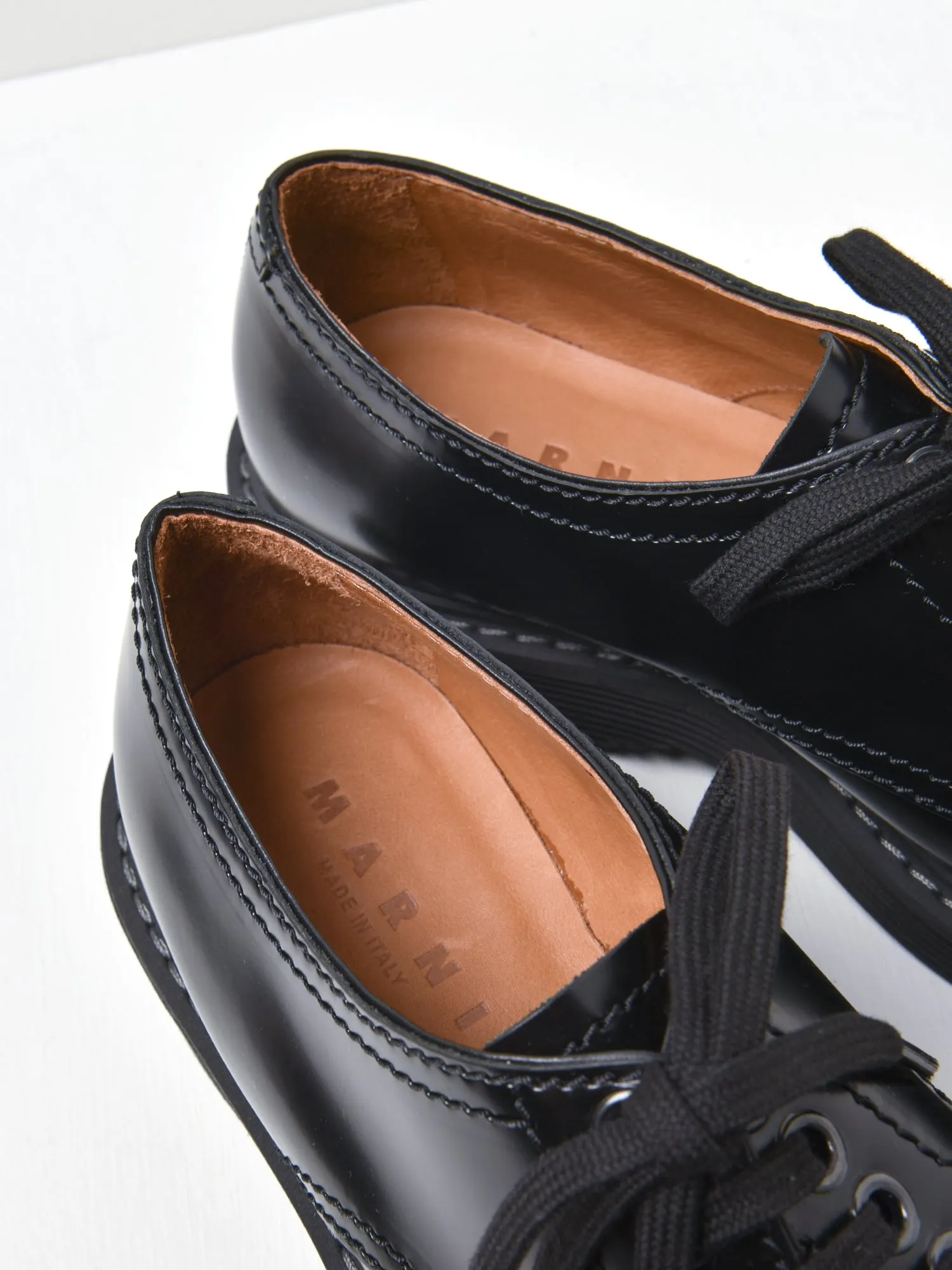 DERBY CLASSICO_BLACK