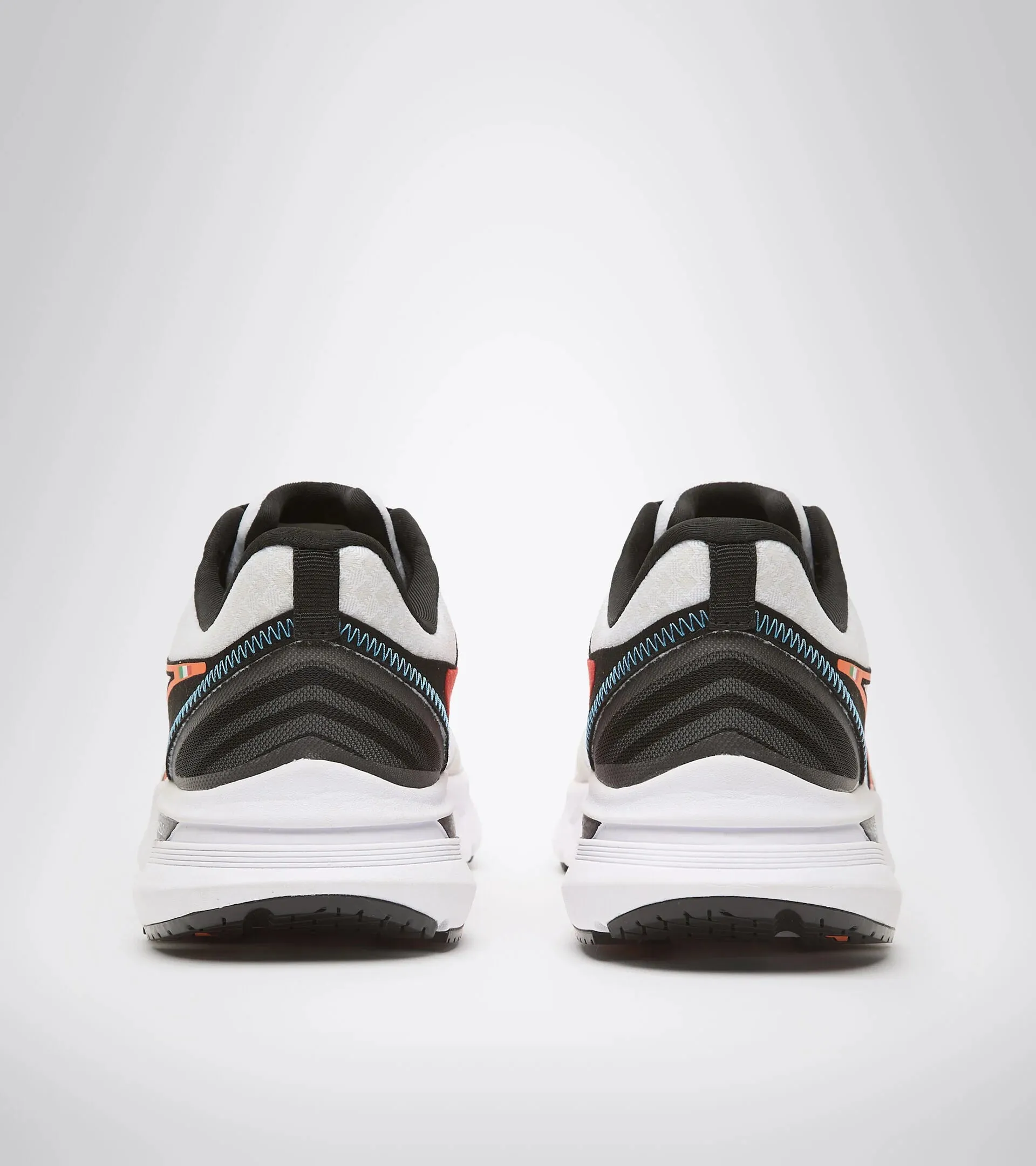 Diodora Mens Mythos Volo 2- White/Black/Orange (101.178071)
