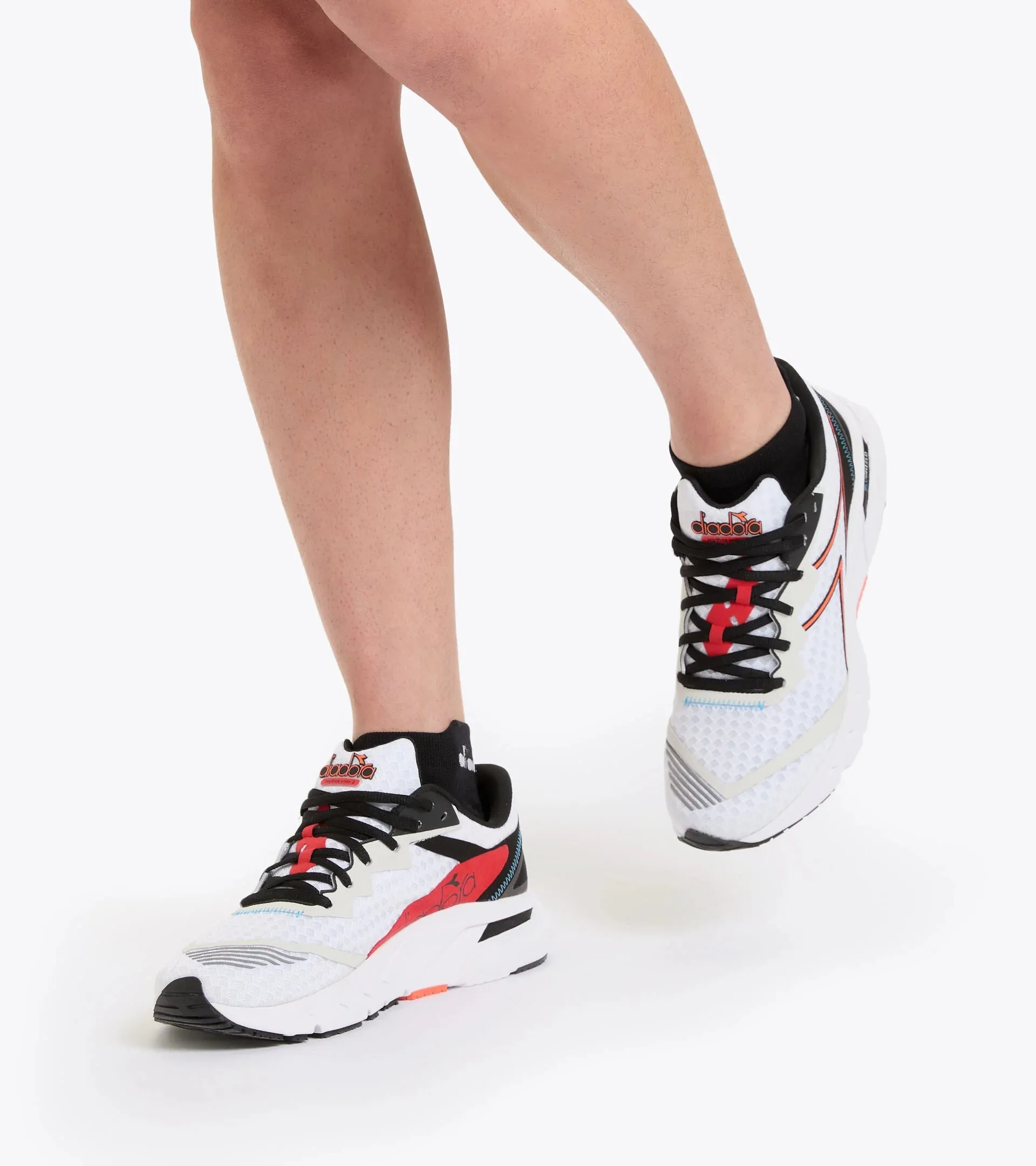 Diodora Mens Mythos Volo 2- White/Black/Orange (101.178071)