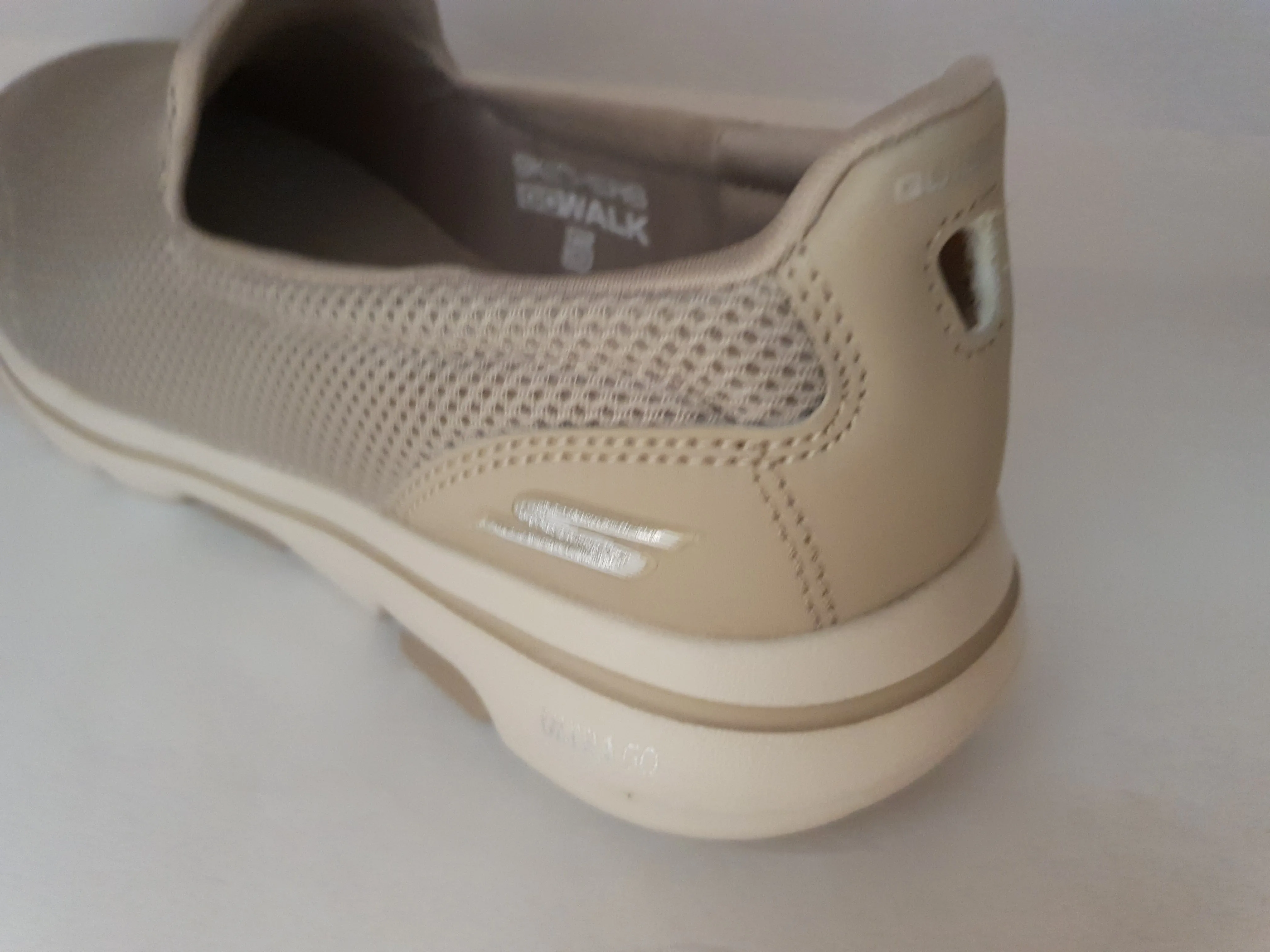 Go Walk 5  Skechers