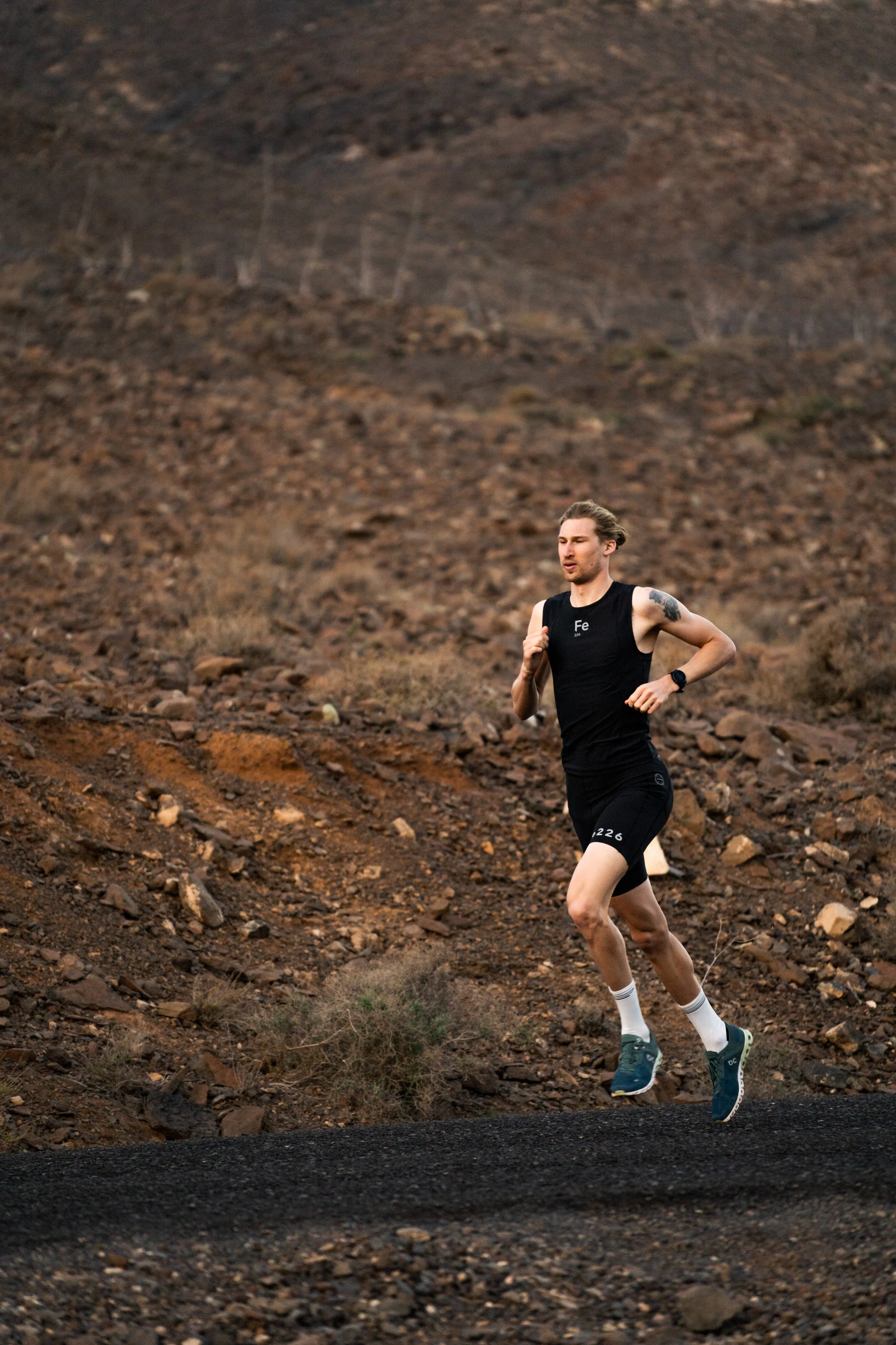 THE Perfect Posture Running Top | Fe226